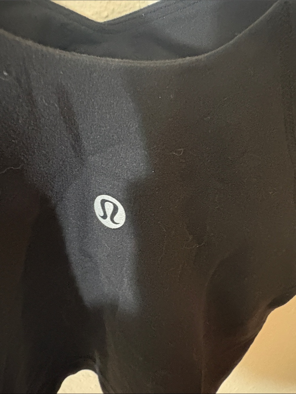 lululemon athletica Black Scoop V-Neck Tank - Picture 3 of 3